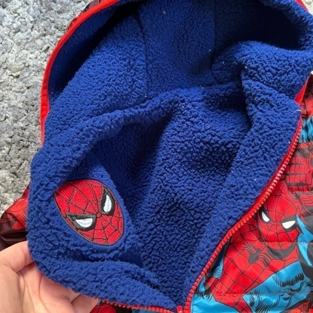 Spider-Man reversible jacket - Picture 3 of 5